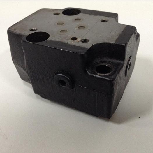 Used VICKERS Valve CVCS16D3B2910AP08Z108 #89924