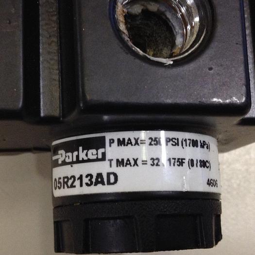 Used PARKER Regulator 05R213AD #85571