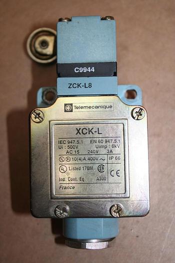 Used TELEMECANIQUE Limit Switch ZCK-L8 XCK-L #19271
