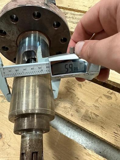 Used NISSEI Screw and Barrel 26 mm SCREW / BARREL328 Used