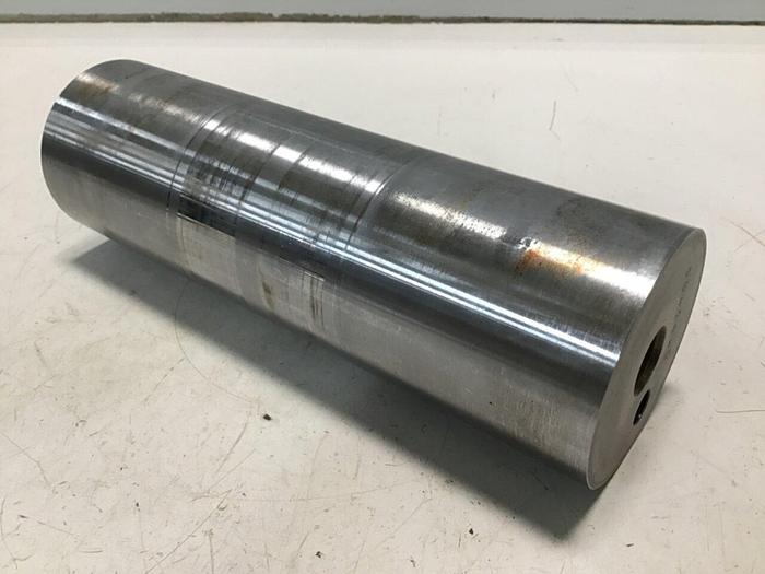 Used CINCINNATI MILACRON Crosshead Toggle Pin 5042540 #117535