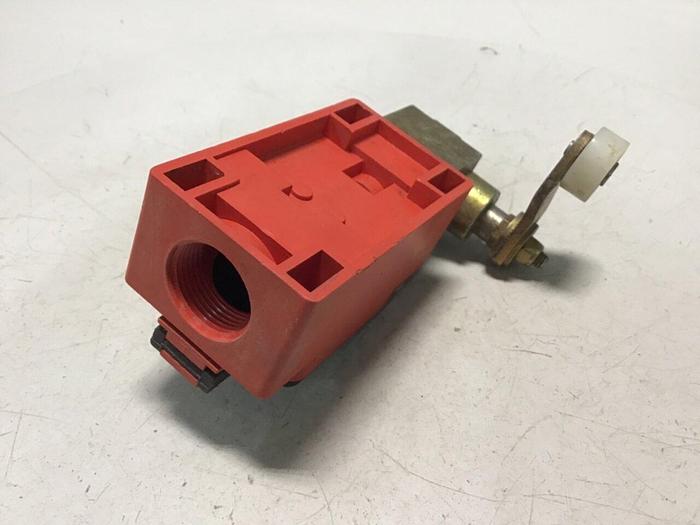 Used BERNSTEIN Limit Switch ENK-UV1Z AHS #121308