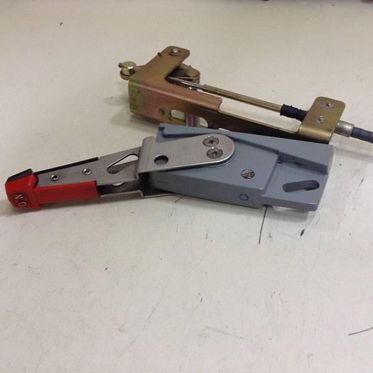 Used SIEMENS Breaker Disconnect Switch SWITCH872 #87872