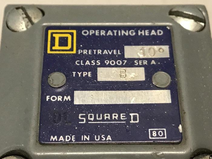 Used SQUARE D Limit Switch 9007-C54B #122146