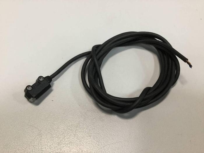 Used OMRON Photoelectric Sensor E3T-ST11 #99355