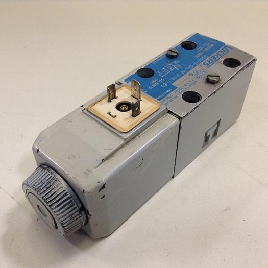 Used VICKERS Valves DG4V-3-2AL-M-U-HL7-60 #82041