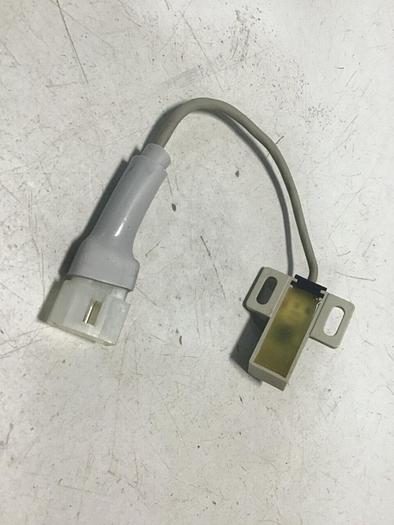 Used FUJI ELECTRIC Proximity Switch PE-B4D3 #128393
