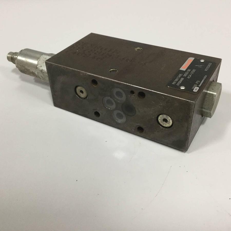 Used REXROTH Hydraulic Valve Manifold Sandwich Plate R978917495 USED
