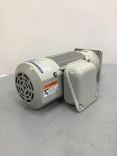 Used SUMITOMO 1 HP Induction Motor SUM 1HP #134726
