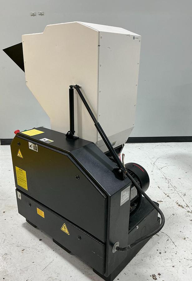 Used MILACRON MG-814 GRINDER