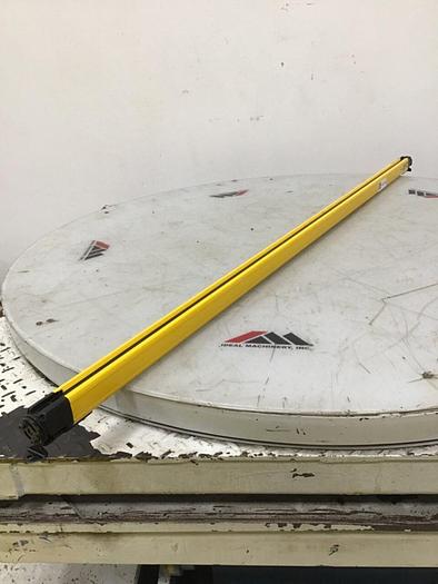 Used KEYENCE CORP Light Curtain GL-R72H-T USED