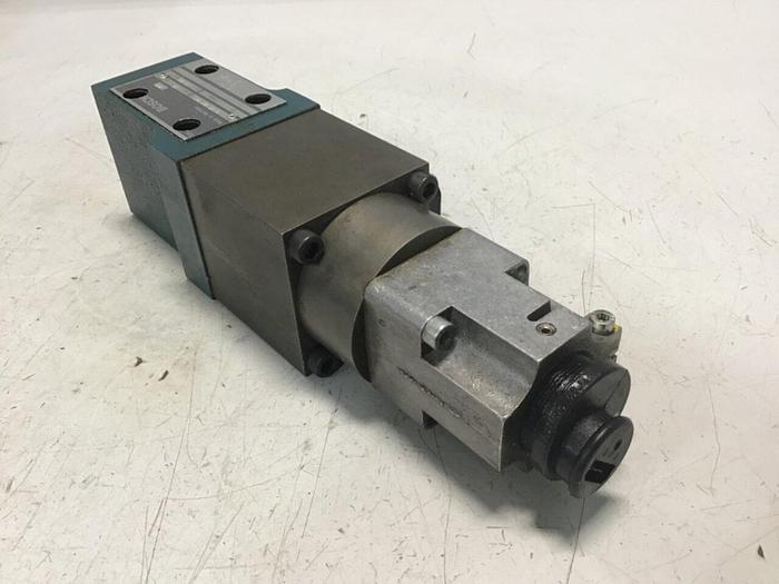 Used BOSCH Valve 0 811 402 003 Used