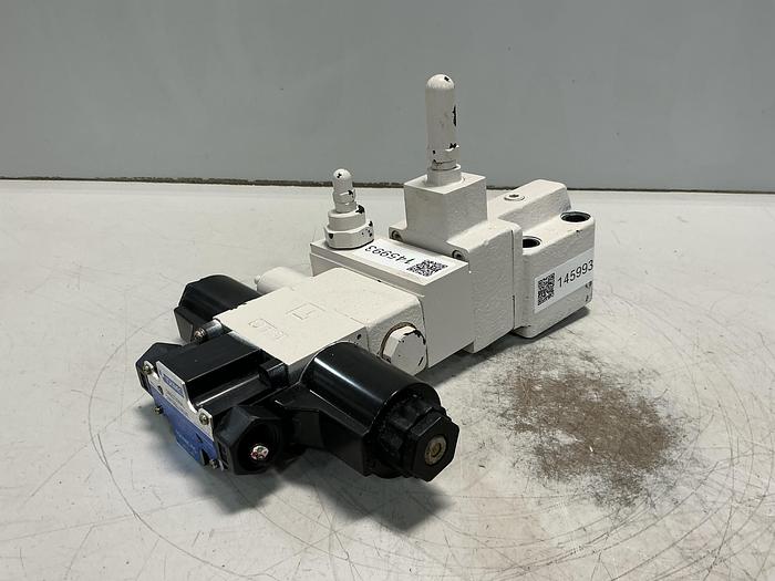 Used TOKIMEC DG4VS-3-0C-M-P7-H-7-P12-52