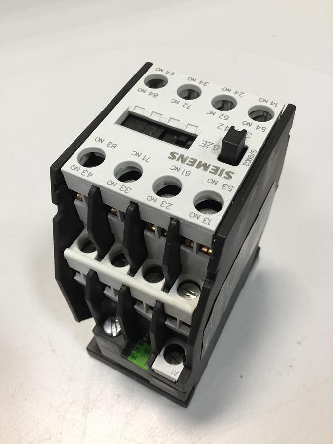 Used SIEMENS Contactor Relay 3TH4262-0A USED