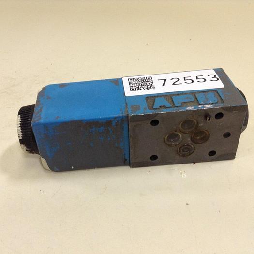Used VICKERS Solenoid Valve DG4V32AMUHL760 Used