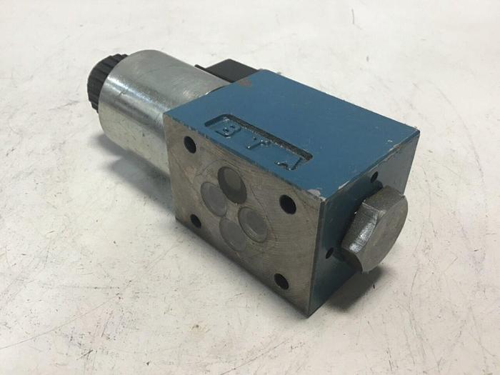 Used BOSCH Directional Control Valve 0 810 091 222 #124518