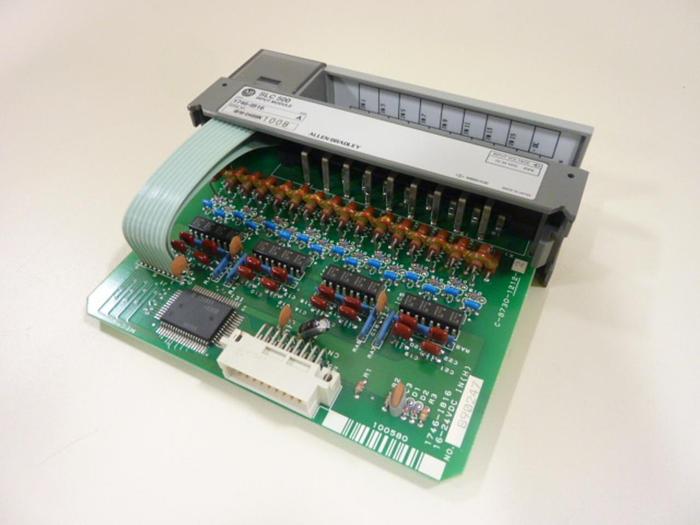 Used ALLEN BRADLEY Input Module 1746-IB16 SER A #43534