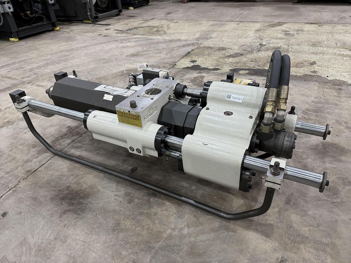 Used CINCINNATI MILACRON VSX 85-2.27