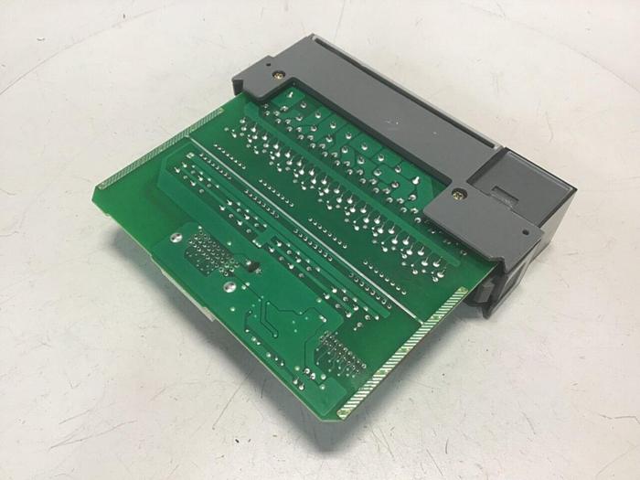 Used ALLEN BRADLEY Input Module 1746-IB16 SER C #127723