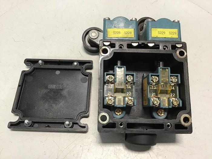 Used ARBURG Limit Switch 80.092 Used