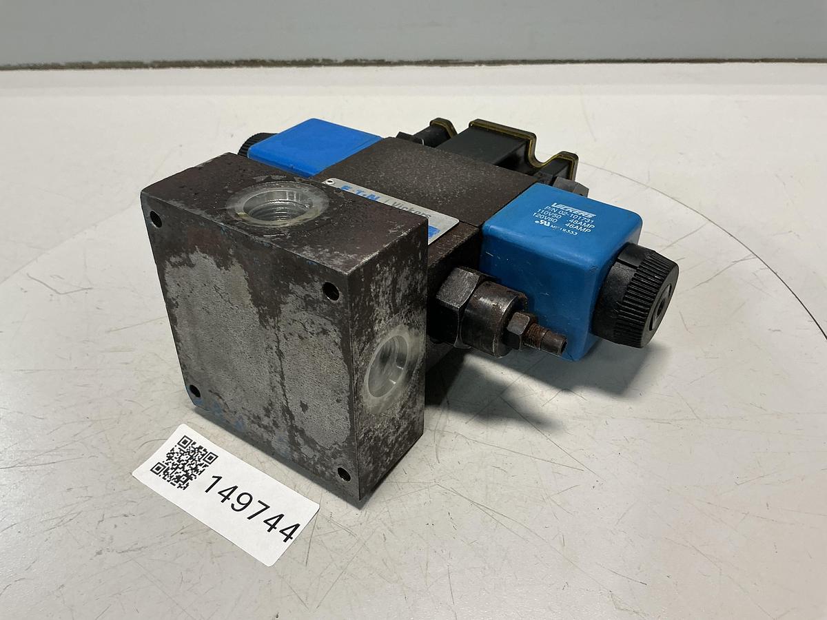 Used VICKERS DG4V-3S-2C-M-FTWL-B5-60