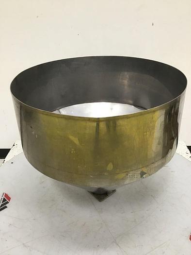 Used METAL FABRICATOR Hopper w/ Lid HOPPER USED #128601