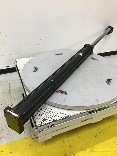 Used PARKER Injection Sled Cylinder HH2HTLS23A M2100 USED