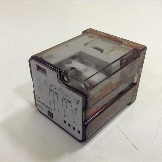 Used ALLEN BRADLEY Relay 700-HB32A1 SER D #76328