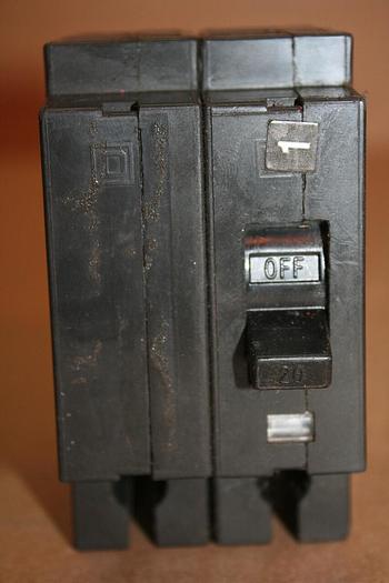 Used SQUARE D 20 Amp Circuit Breaker EH24020 #20462