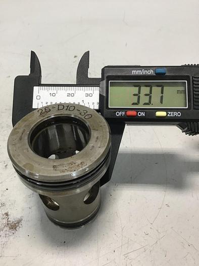 Used VICKERS Cartridge Valve Insert 25-D10-30 USed