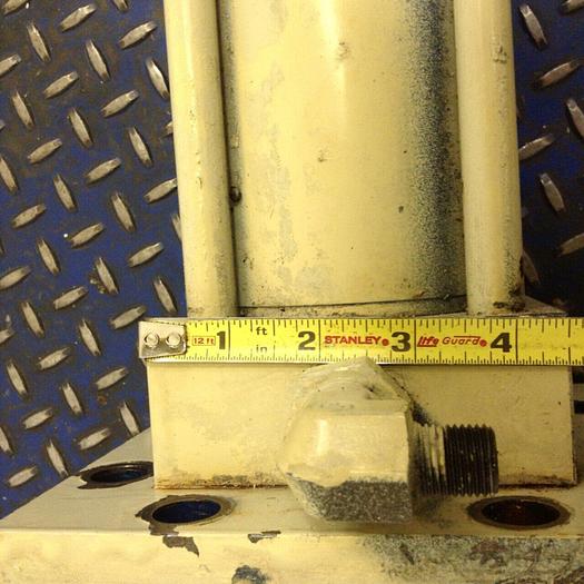 Used CINCINNATI MILACRON Injection Carriage Cylinder CYLINDER225 #79225