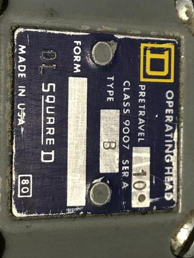 Used SQUARE D Limit Switch 9007-C54B #122145