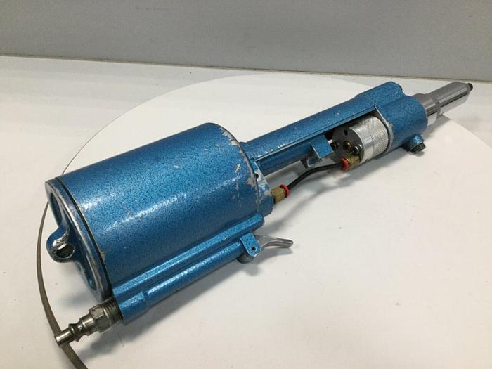 Used LOBSTER Pneumatic Rivet Gun 71-85 PSI Used