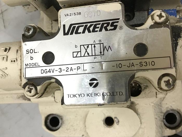 Used SPERRY VICKERS Valve DG4V32APLT10JAS310 #135551