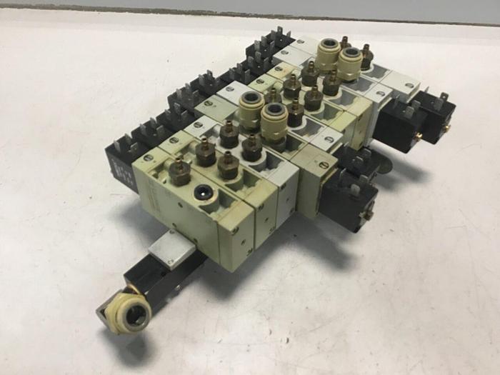 Used NUMATICS Solenoid Block L22BB752B000061 #124752