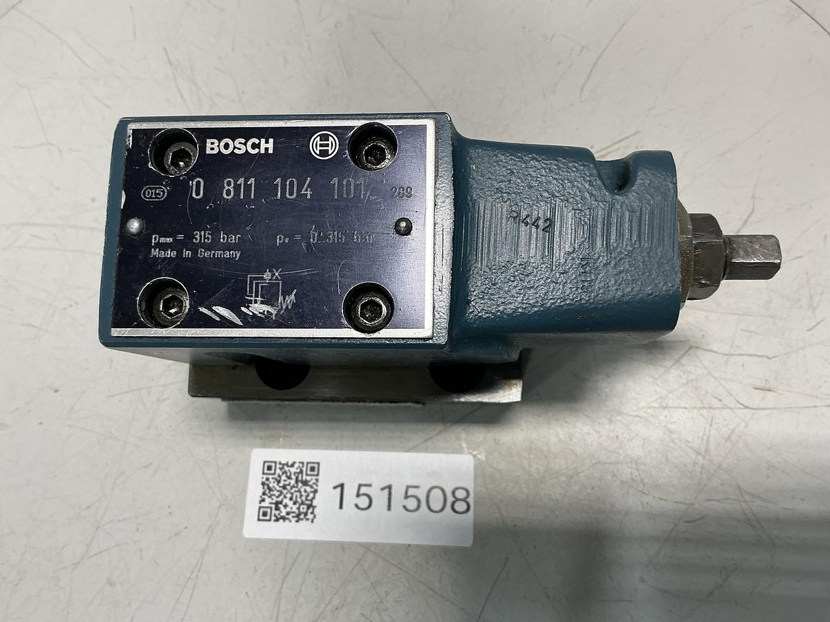 Used BOSCH 0 811 104 101