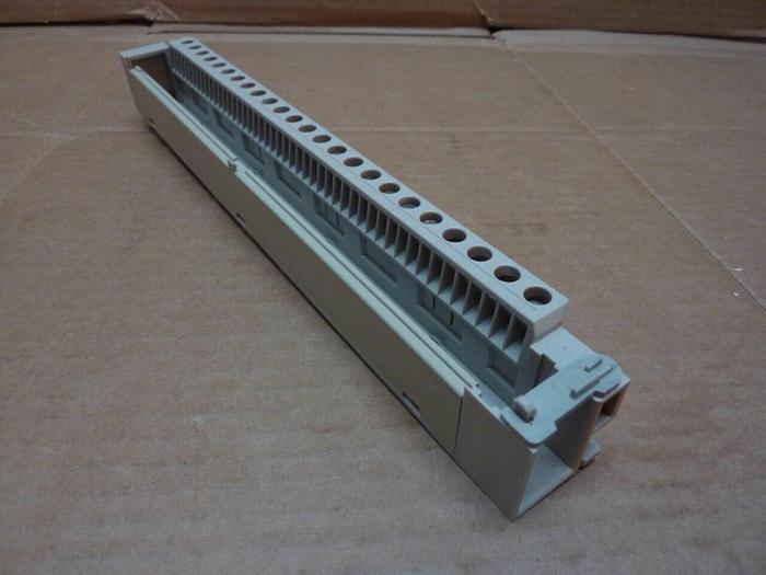 SIEMENS Terminal Block 6ES5 490-7LB11 #24702