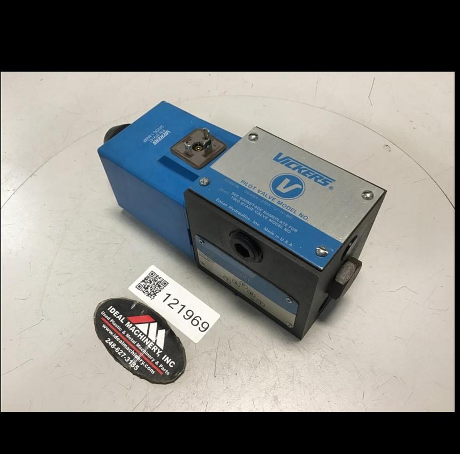 Used VICKERS Valve DG454012AUH60 #121969
