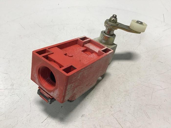 Used BERNSTEIN Limit Switch ENK-UV1Z AHS #121344
