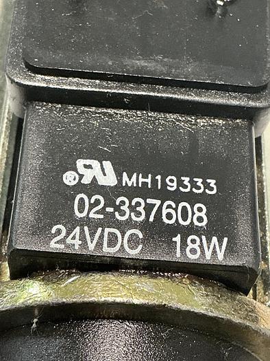 Used VICKERS DG5V-8-S-33C-T-M-U-HL-10-EN502