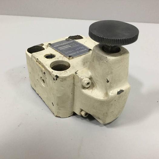 Used VICKERS Relief Valve CG06C40 #91077