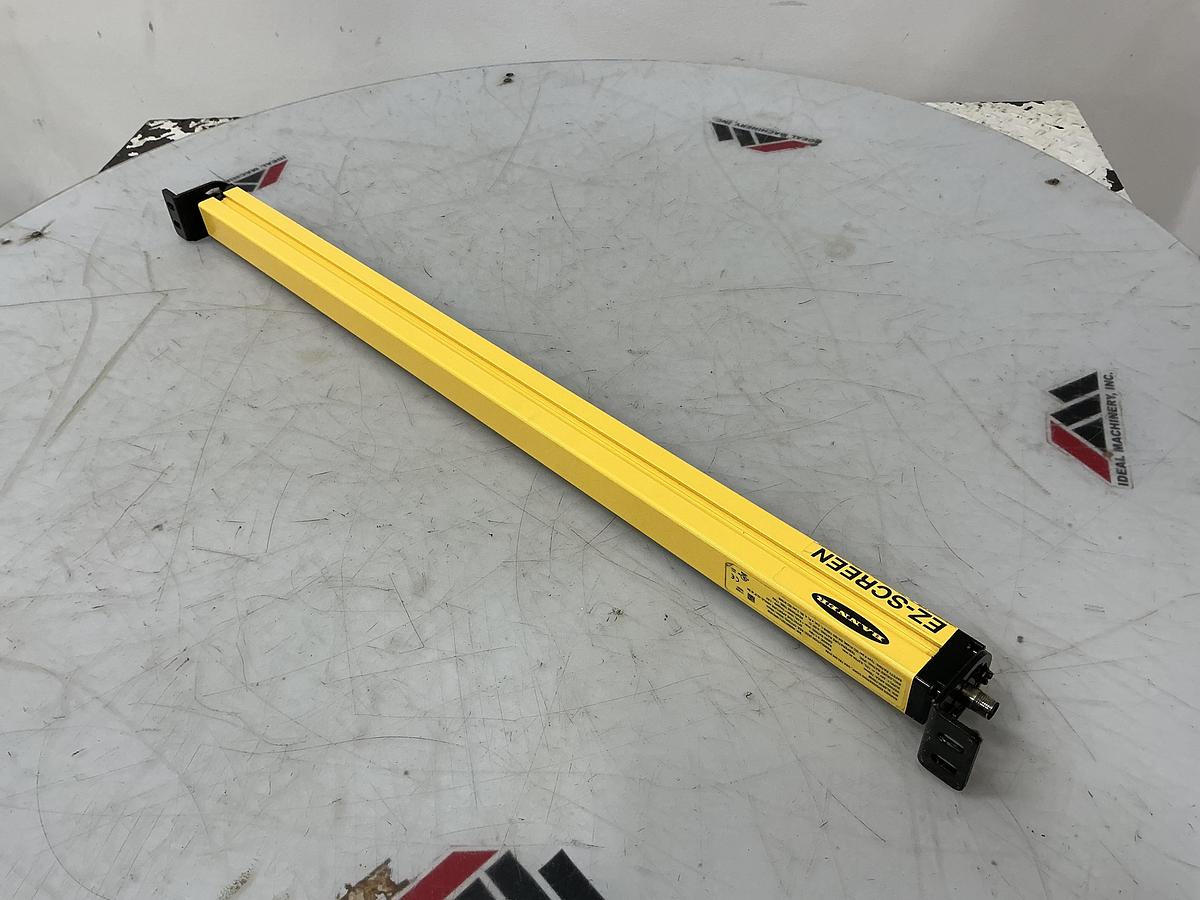 Used BANNER ENGINEERING SLSR30-750Q8