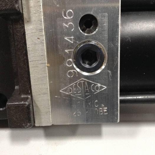 Used DESTACO Pneumatic Hold Clamp 994MAL-035M-90A-118-33 #90103