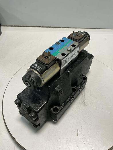 Used VICKERS DG4V-3S-6C-M-U-HL7-60-EN490