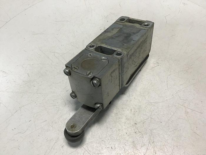 Used RB DENISON Limit Switch C2JK053 #121201