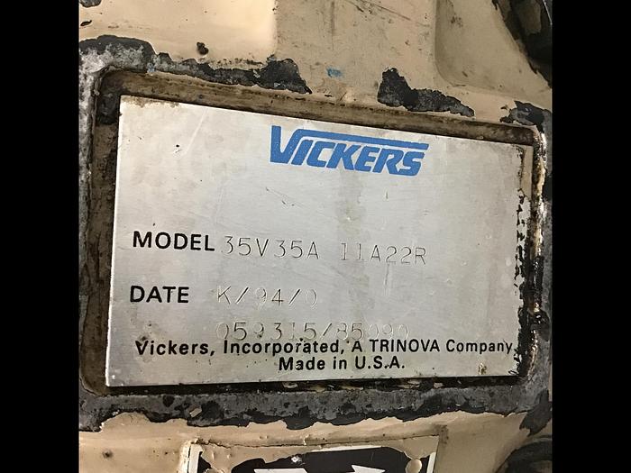Used VICKERS Pump 35V35A 11A22R Used #139211