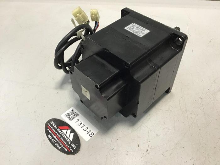 Used YASKAWA Servo Motor SGMP-08AWYR32 #131348