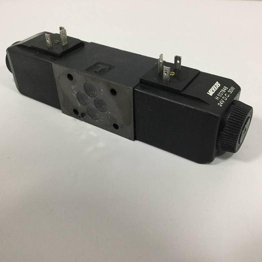 Used VICKERS Valve DG4V-3S-33C-M-U-H5-60 #90318