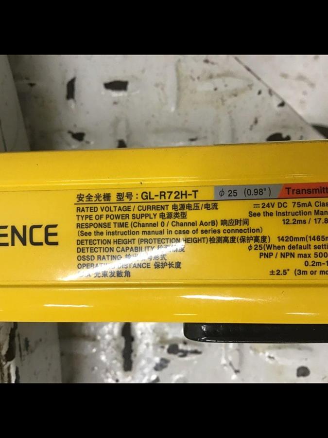 Used KEYENCE CORP Light Curtain GL-R72H-T USED