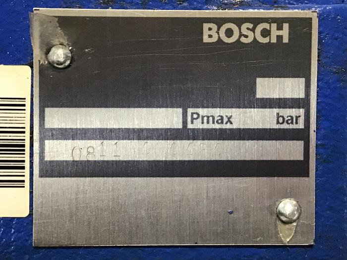 Used BOSCH Servo Valve 0 811 404 602 Used #145656